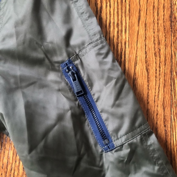 Guess Jacket - Picture 4 of 4